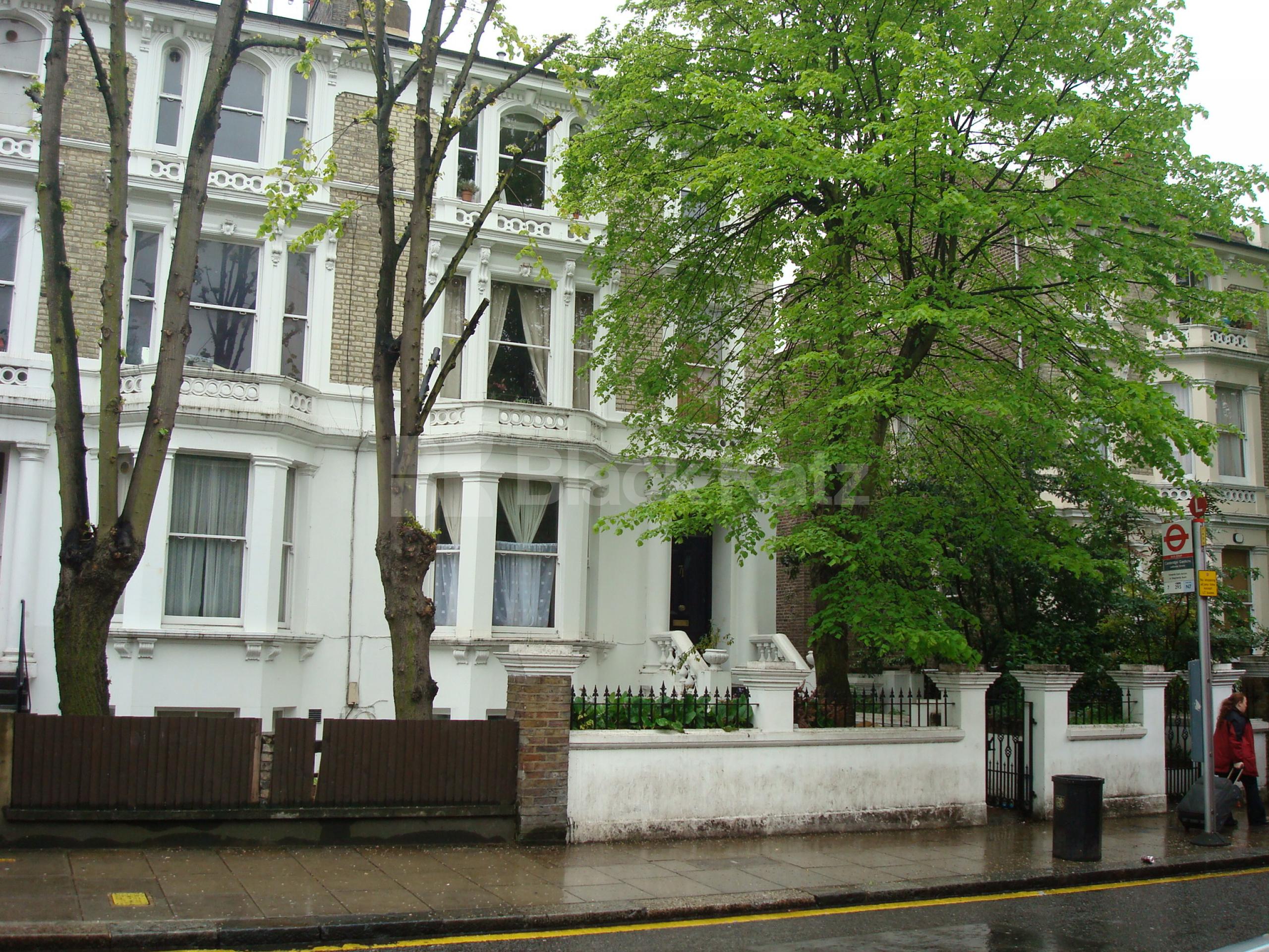 			NEW INSTRUCTION!, 1 Bedroom, 1 bath, 1 reception Flat			 Cambridge Gardens, LABROOKE GROVE W10